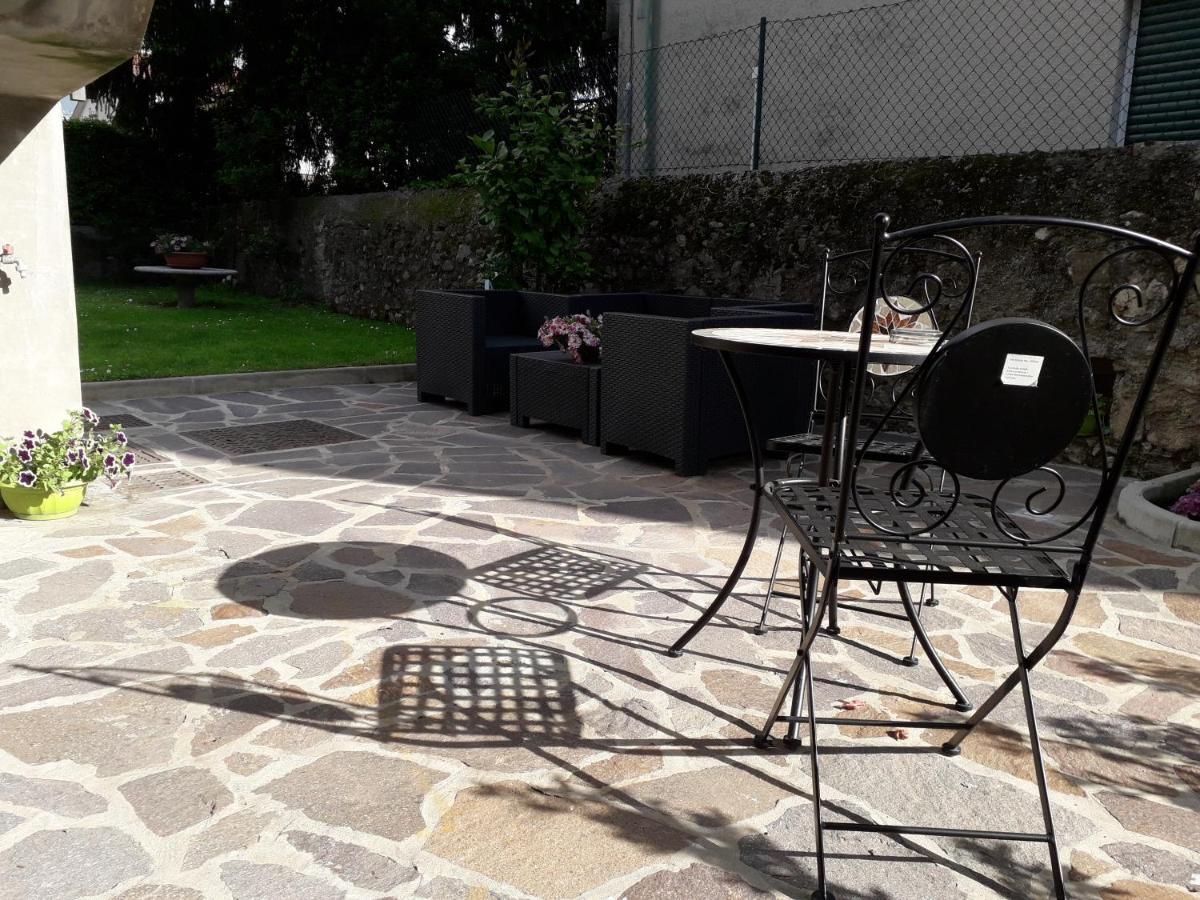 Casa Liberty Hotell Mandello del Lario Eksteriør bilde